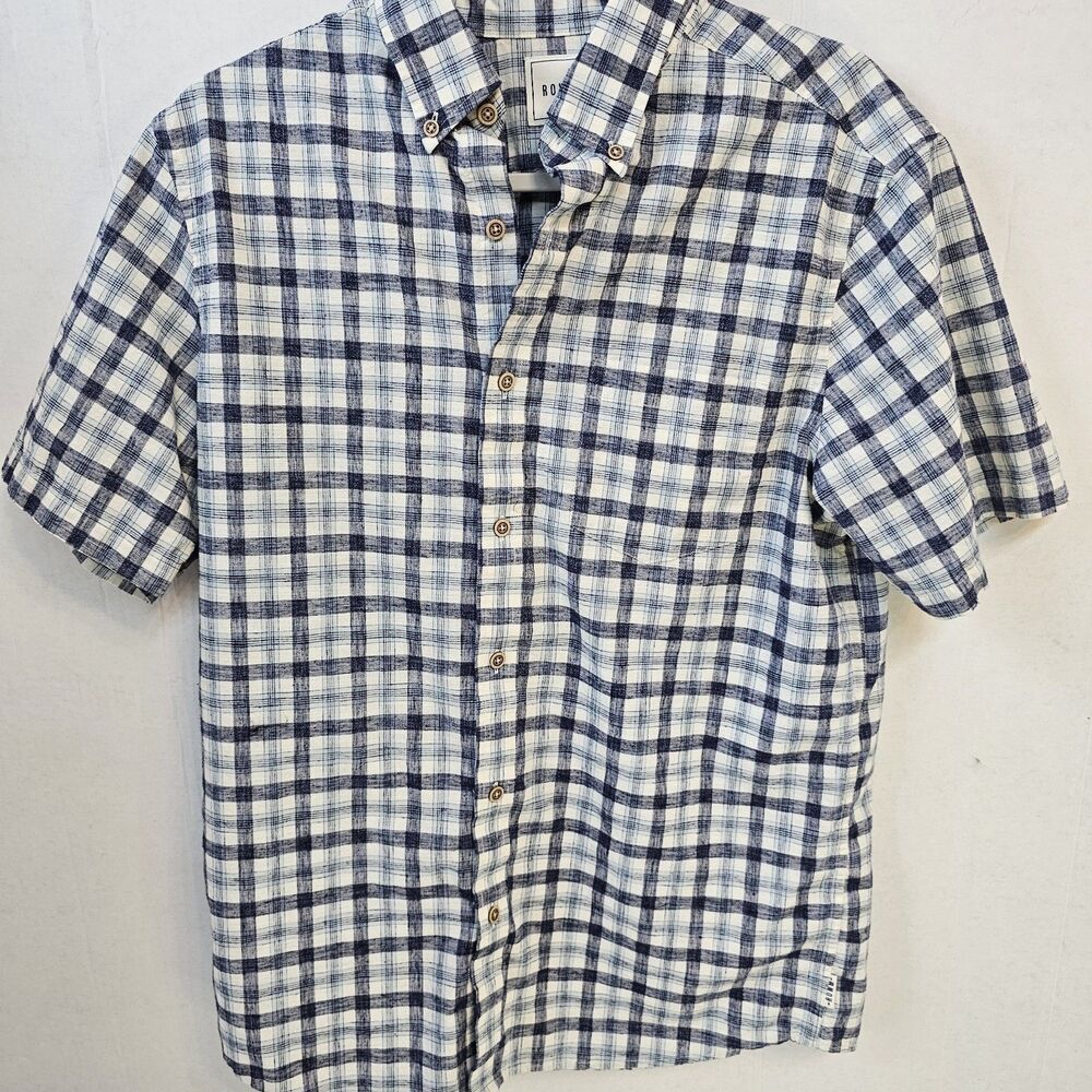 Room Men Short Sleeve Button Down Plaid Blue White Sz Medium Casual Preppy S0381